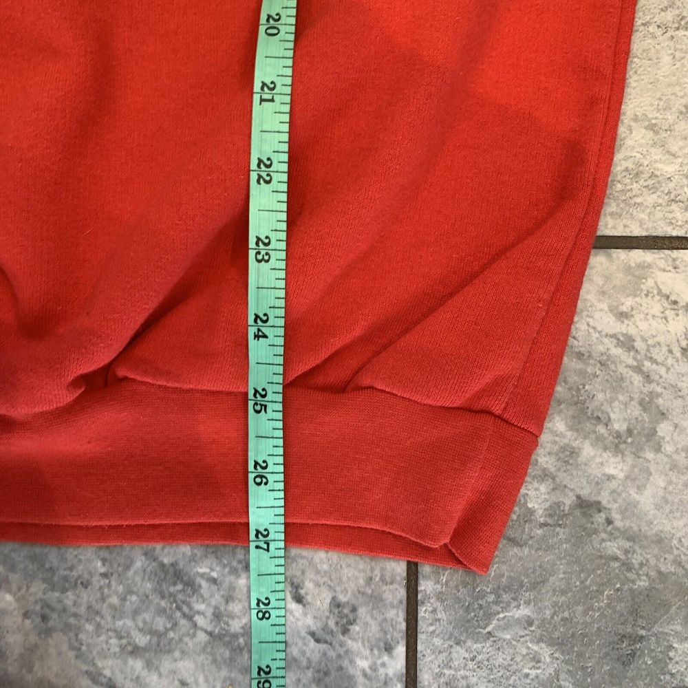 Disney Mickey Unlimited Vintage Sweater Sweatshirt Winnie The Pooh Red Size M - Picture 7 of 7